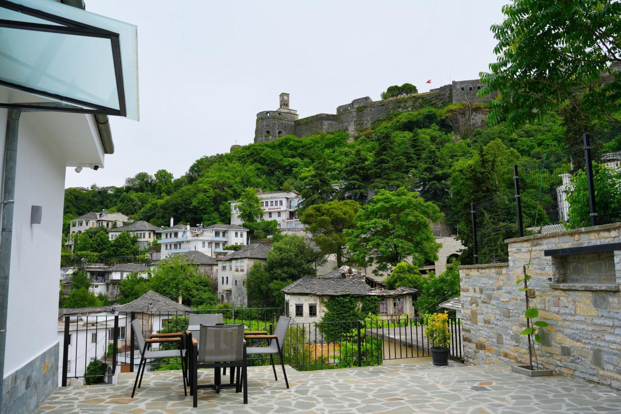 Castlefront Villa Gjirokaster Exterior photo
