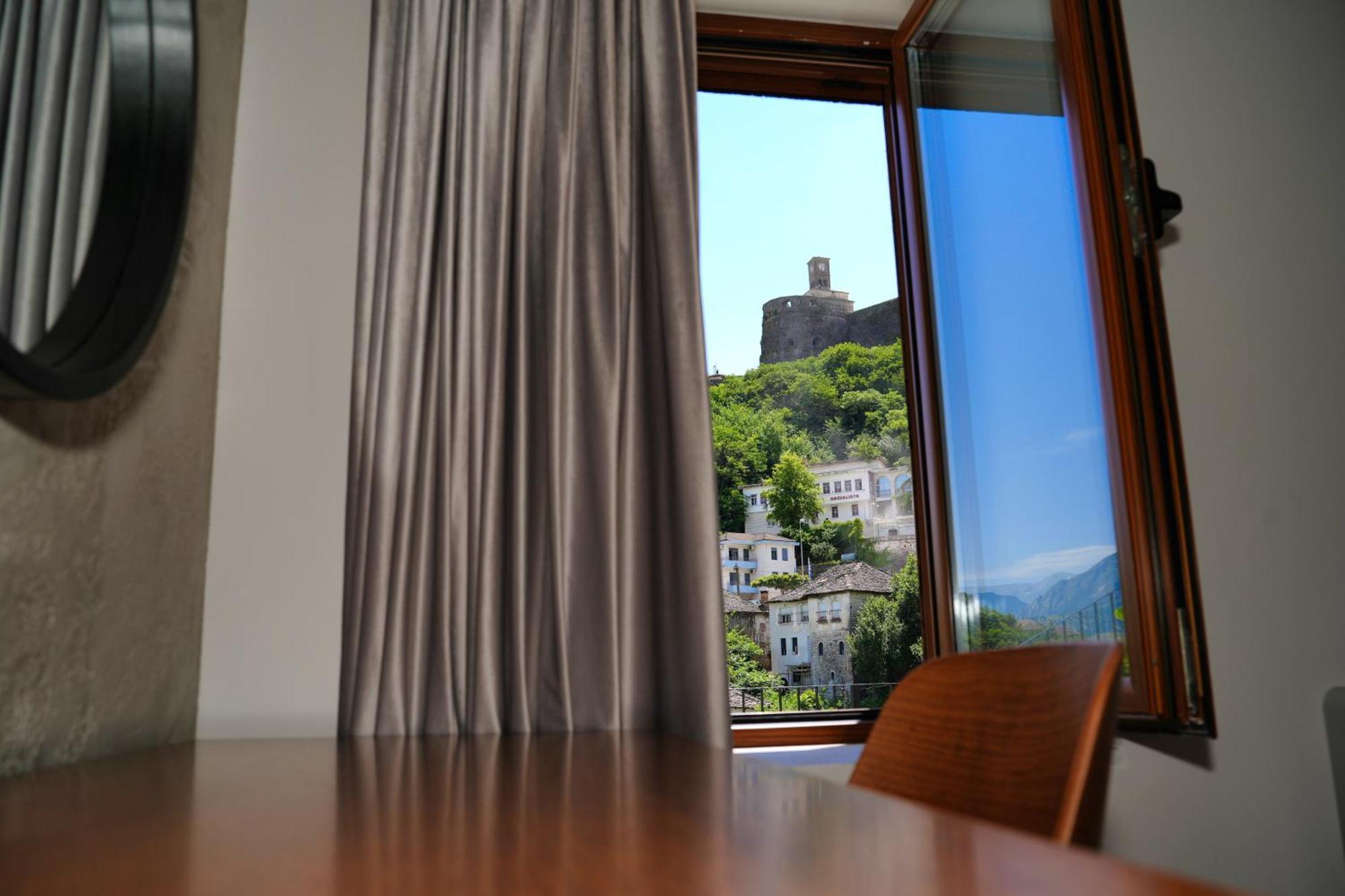 Castlefront Villa Gjirokaster Exterior photo